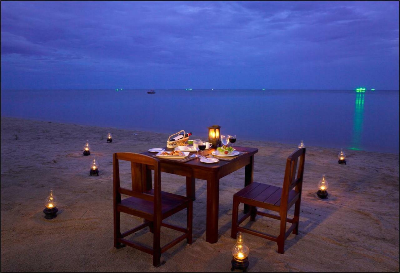Keeree Waree Seaside Villa Bang Saphan Exterior photo