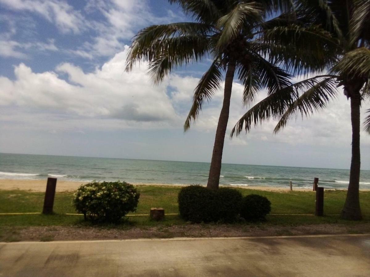Keeree Waree Seaside Villa Bang Saphan Exterior photo