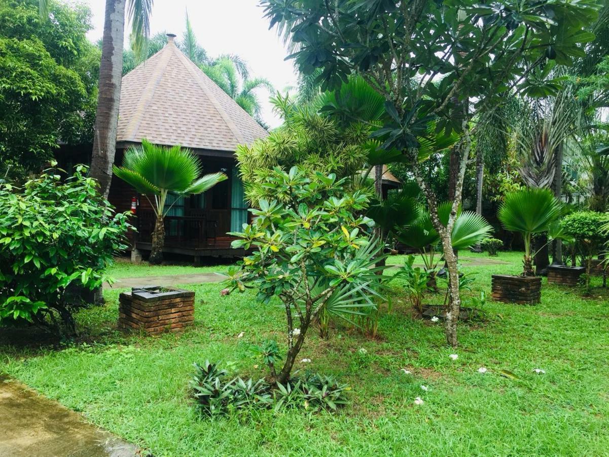 Keeree Waree Seaside Villa Bang Saphan Exterior photo