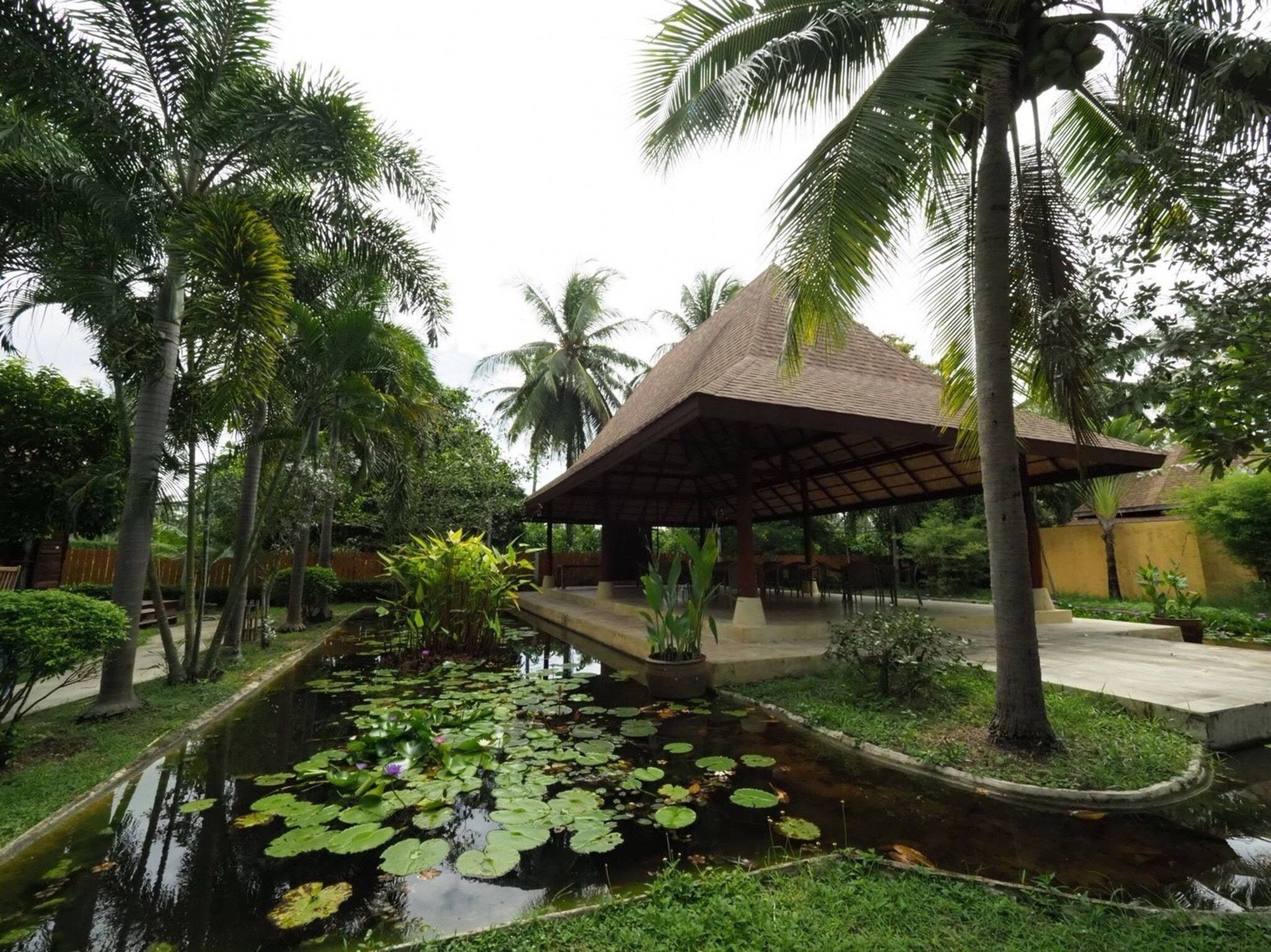 Keeree Waree Seaside Villa Bang Saphan Exterior photo