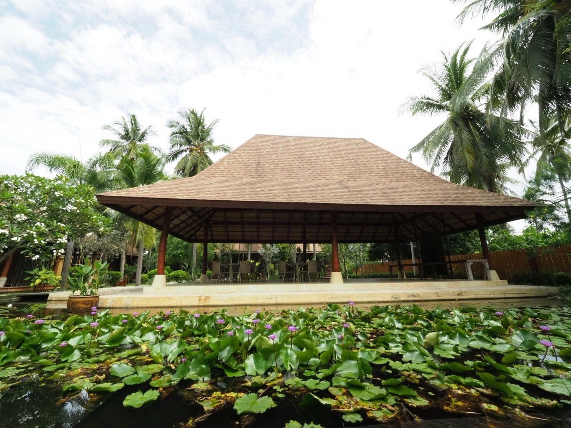 Keeree Waree Seaside Villa Bang Saphan Exterior photo